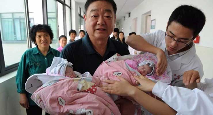 中国第一个试管婴儿